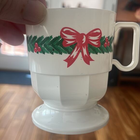 Vintage 10 celluloid plastic cups for hot or cold drinks - Picture 2 of 6